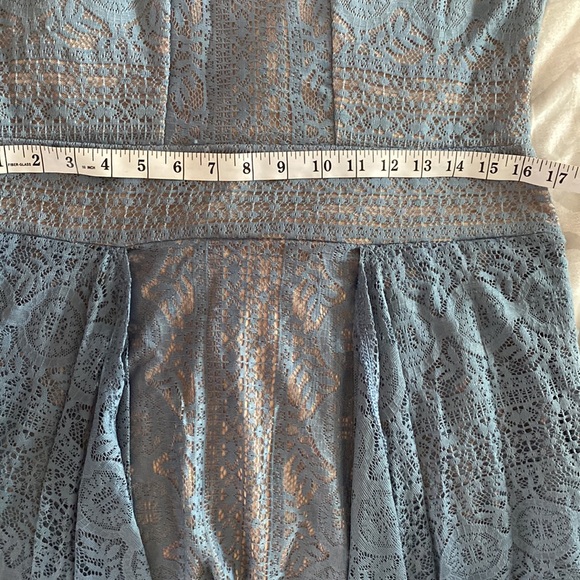 BCBG MaxAzria BOHO dress LiGHT BLUE - Picture 6 of 9